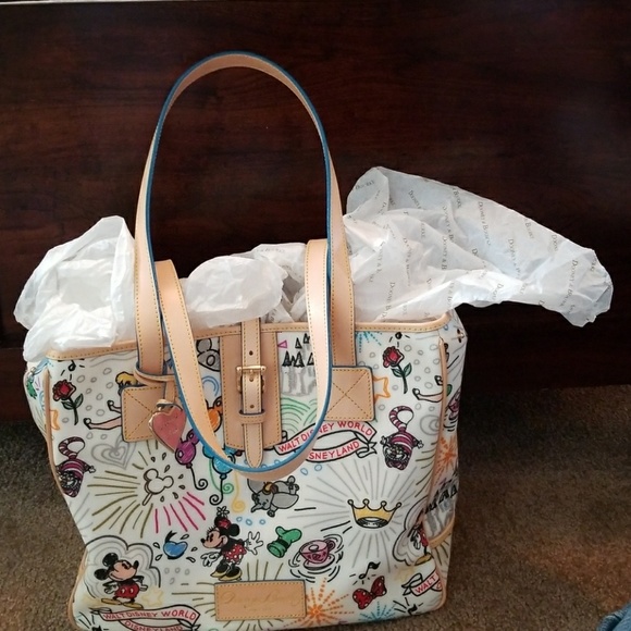 Walt Disney Sketch Tote - Picture 3 of 4